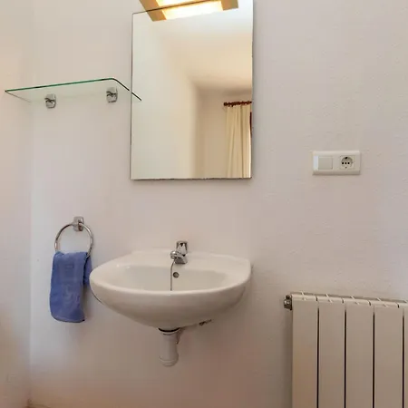 Apartment Maridor-3 By Interhome